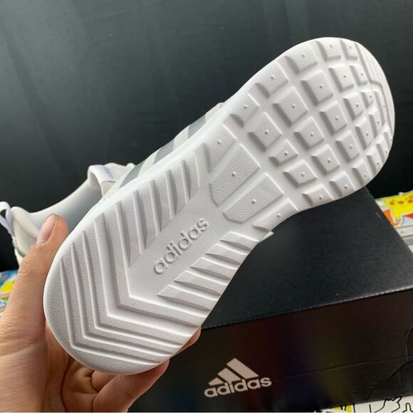 Adidas QT Racer 2.0 Silver Women’s Various Sizes - Picture 4 of 13